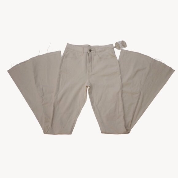 Altar’d State Emerie Exaggerated Flare Bell Bottoms Cream Jeans NWT - Picture 2 of 6